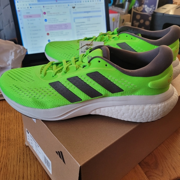 Man's  Adidas Supernova - Picture 6 of 8